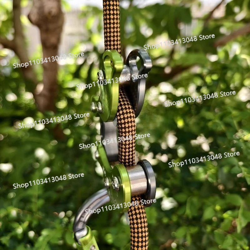 Outdoor Adventure Activities - 8つのリングで木を登る機械式グリップ（ロープ不要）屋外アドベンチャー子供用アクティビティ機器